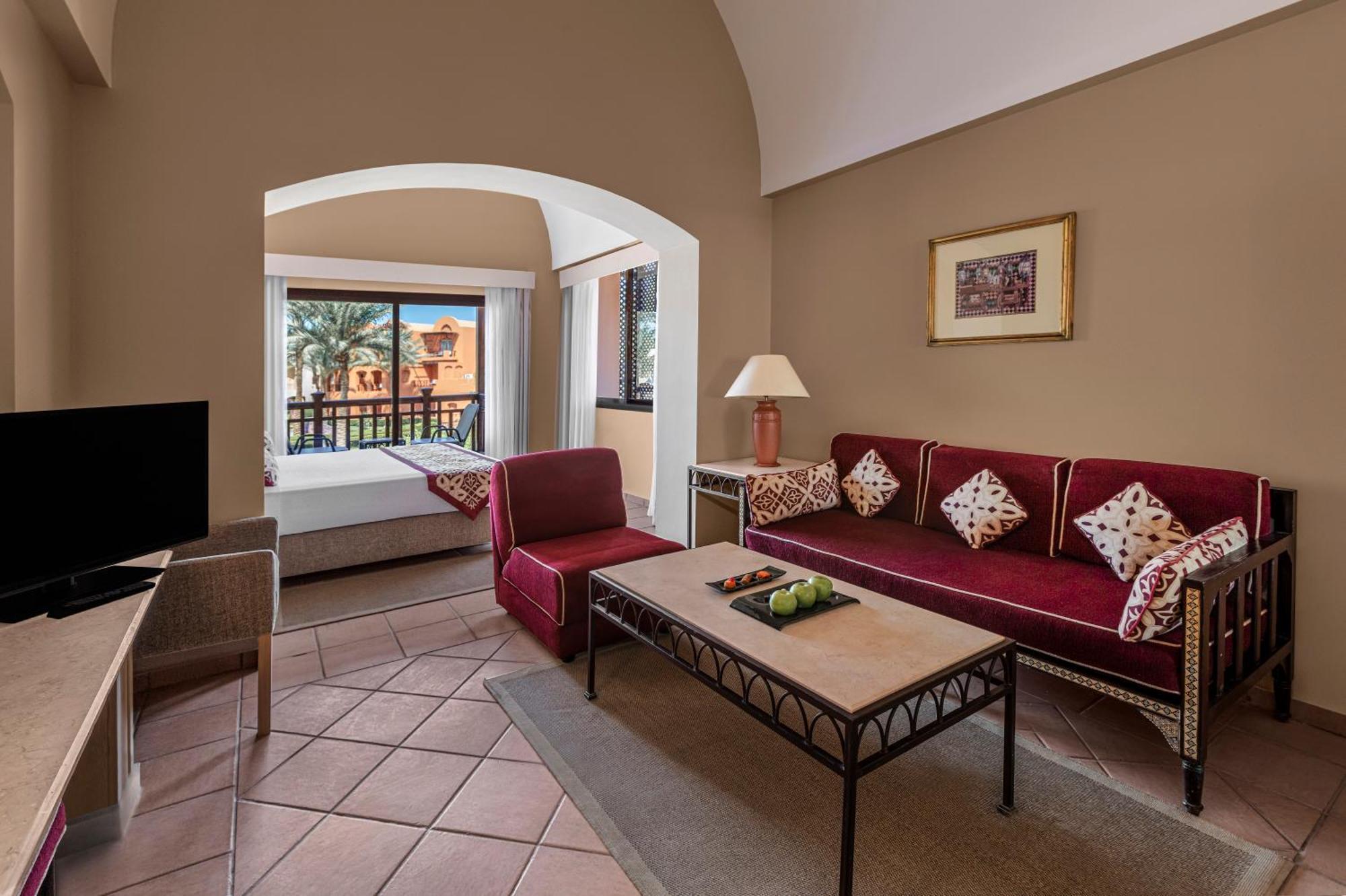 Jaz Makadi Saraya Resort Hurghada Exterior photo A living room at the Fairmont Scottsdale Resort